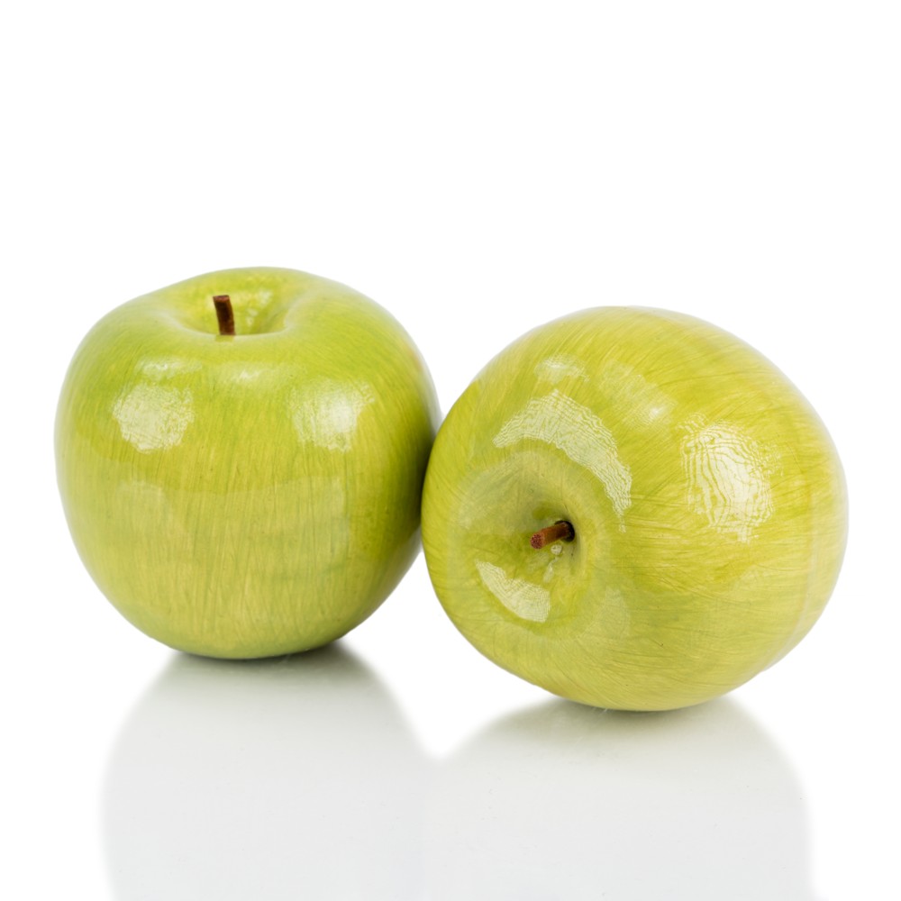 Apple Apple
